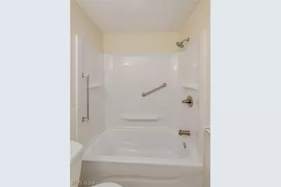 13748 Oakbrook Drive #13748, North Royalton, OH 44133 - Photo 19