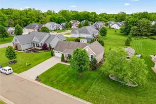 5858 NE Birmingham St, Canton, OH 44721 - Photo 31