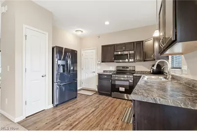 5858 NE Birmingham Street, Canton, OH 44721 - Photo 15