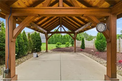 5858 NE Birmingham Street, Canton, OH 44721 - Photo 7