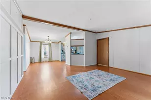 1005 Overlook Dr SW, Canton, OH 44706 - Photo 11