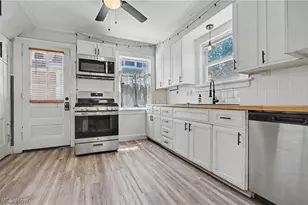 326 S Firestone Blvd, Akron, OH 44301 - Photo 9