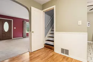 2067 Norwood Blvd, Zanesville, OH 43701 - Photo 27