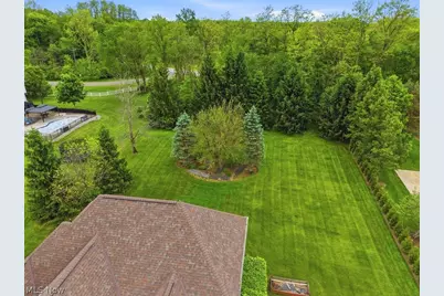 8428 Evergreen Drive, Northfield, OH 44067 - Photo 3