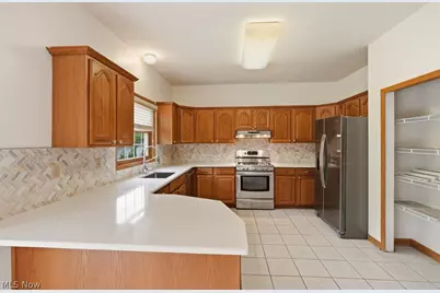 8428 Evergreen Drive, Northfield, OH 44067 - Photo 9