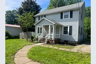 140 South Street NW, Navarre, OH 44662 - Photo 3