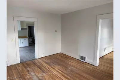 16219 Huntmere Avenue, Loveland, OH 44110 - Photo 9