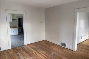 16219 Huntmere Ave, Loveland, OH 44110 - Photo 9
