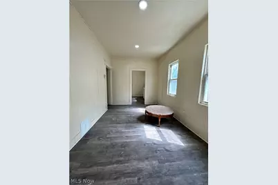 1317 Plum Street #Apt 1, Steubenville, OH 43952 - Photo 5