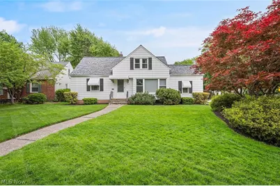 977 Learidge Road, Lyndhurst, OH 44124 - Photo 1