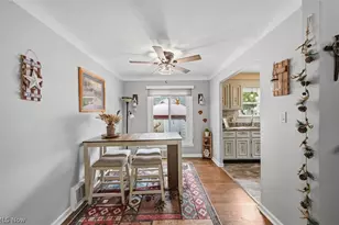 977 Learidge Rd, Lyndhurst, OH 44124 - Photo 9