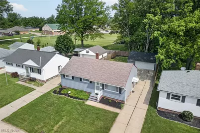 30121 Vineyard Road, Willowick, OH 44095 - Photo 5