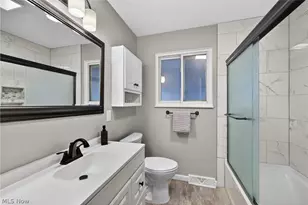 30121 Vineyard Rd, Willowick, OH 44095 - Photo 25