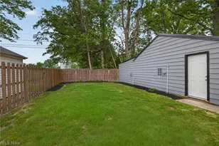 30121 Vineyard Rd, Willowick, OH 44095 - Photo 43