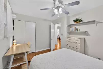30121 Vineyard Road, Willowick, OH 44095 - Photo 29