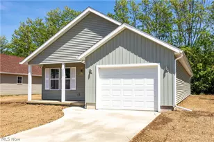 2005 E Oldgate Rd, Sandusky, OH 44870 - Photo 3