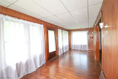 13004 Edison Street NE, Alliance, OH 44601 - Photo 17