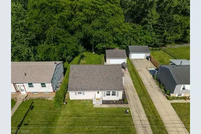 2525 Kingsport Way, Akron, OH 44314 - Photo 7