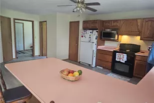 14816 Rock Creek Rd, Chardon, OH 44024 - Photo 5