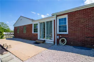 10381 Portage St NW, Canal Fulton, OH 44614 - Photo 17