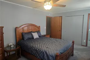 206 E 5th St, Williamstown, WV 26187 - Photo 3