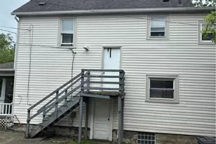 2136 16th St SW, Akron, OH 44314 - Photo 3