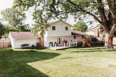 2122 Windham Street NE, Canton, OH 44721 - Photo 3