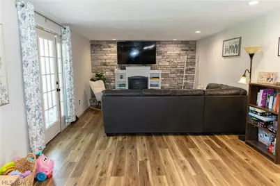 2122 Windham Street NE, Canton, OH 44721 - Photo 13