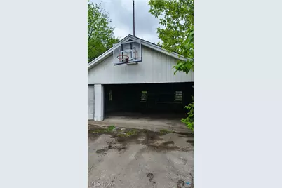 1966 Smithfield Street, Youngstown, OH 44509 - Photo 7