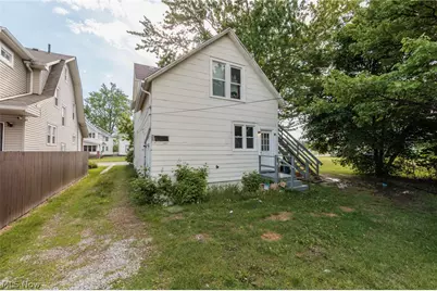 526-528 Hamilton Avenue, Lorain, OH 44052 - Photo 5