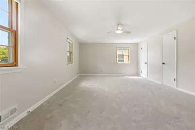 2056 Laurel Hill Drive, South Euclid, OH 44121 - Photo 27