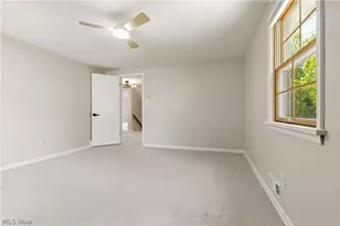 2056 Laurel Hill Dr, South Euclid, OH 44121 - Photo 19