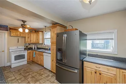 2332 17th Street SW, Akron, OH 44314 - Photo 19