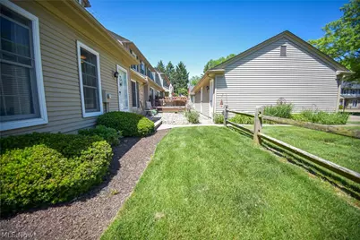 1022 S Court Street, Medina, OH 44256 - Photo 5