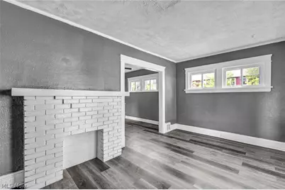 11400 Continental Avenue, Loveland, OH 44104 - Photo 9