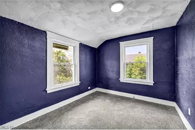 11400 Continental Avenue, Loveland, OH 44104 - Photo 25