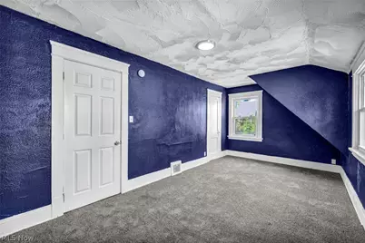 11400 Continental Avenue, Loveland, OH 44104 - Photo 21