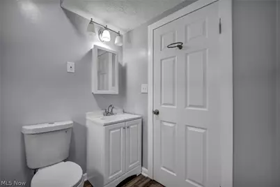 15809 Raymond Street, Maple Heights, OH 44137 - Photo 25