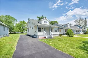 15809 Raymond St, Maple Heights, OH 44137 - Photo 5