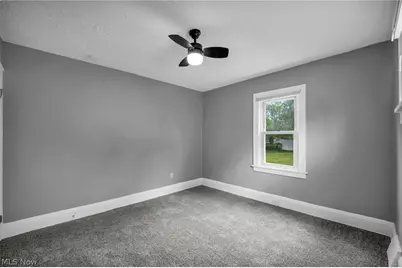 15809 Raymond Street, Maple Heights, OH 44137 - Photo 35