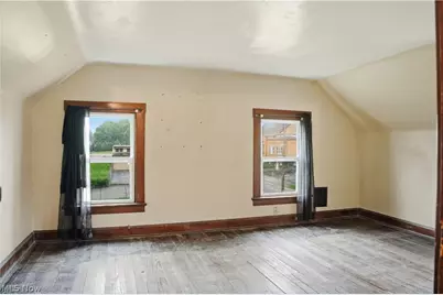 33 E Earle Avenue, Youngstown, OH 44507 - Photo 19