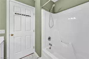 4405 Lexington Ridge Dr, Medina, OH 44256 - Photo 31