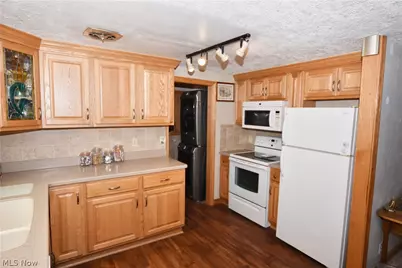 1214 Arrowhead Drive SW, Dellroy, OH 44620 - Photo 21