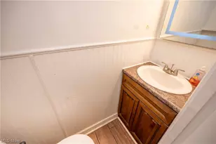 1842 Coronado Ave, Youngstown, OH 44504 - Photo 13