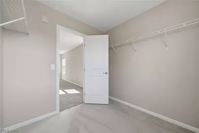 7185 Gauntlet Street SW, Massillon, OH 44646 - Photo 29