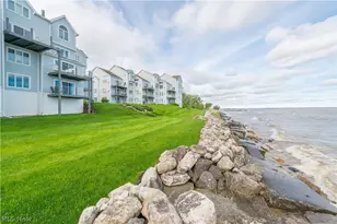 215 Grand Harbour, Vermilion, OH 44089 - Photo 43
