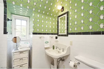 388 N Portage Path, Akron, OH 44303 - Photo 37