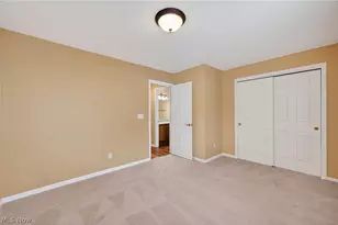 500 Glen Hollow Cir, Aurora, OH 44202 - Photo 25