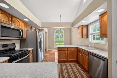 500 Glen Hollow Circle, Aurora, OH 44202 - Photo 7