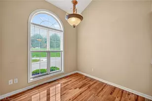 500 Glen Hollow Cir, Aurora, OH 44202 - Photo 11